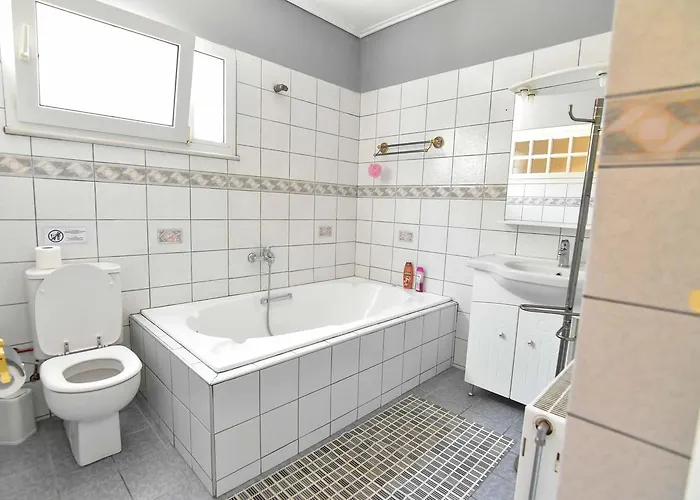 Апартаменты Family House *