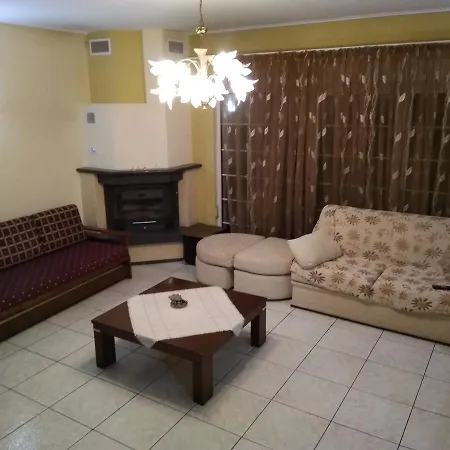 Family House كافالا